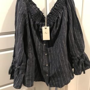 Lucky Brand grey size M off the shoulder blouse